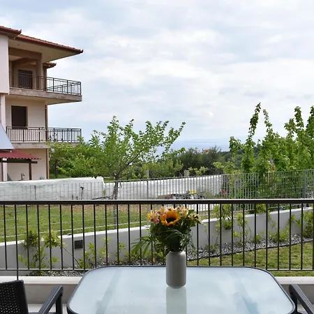 Stone Hut アパート *