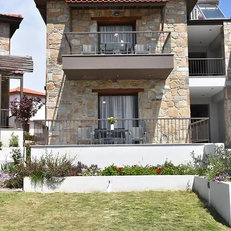 Stone Hut Apartament *